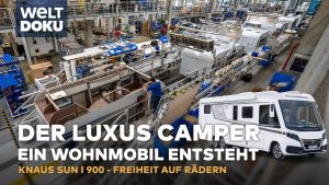 Ein Luxus Camper wird zusamme...